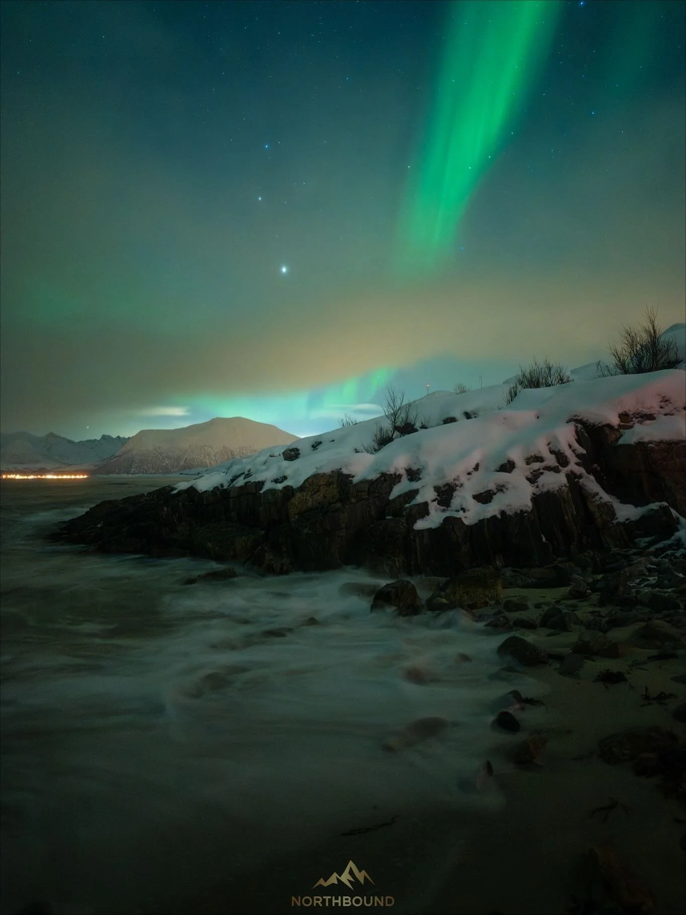 17th November 💚. Another tricky forecast to predict but at least we could spend a night on the coast rather than a long journey inland.
Patience and optimism was the call for the night as we had to wait for several weather windows during the evening