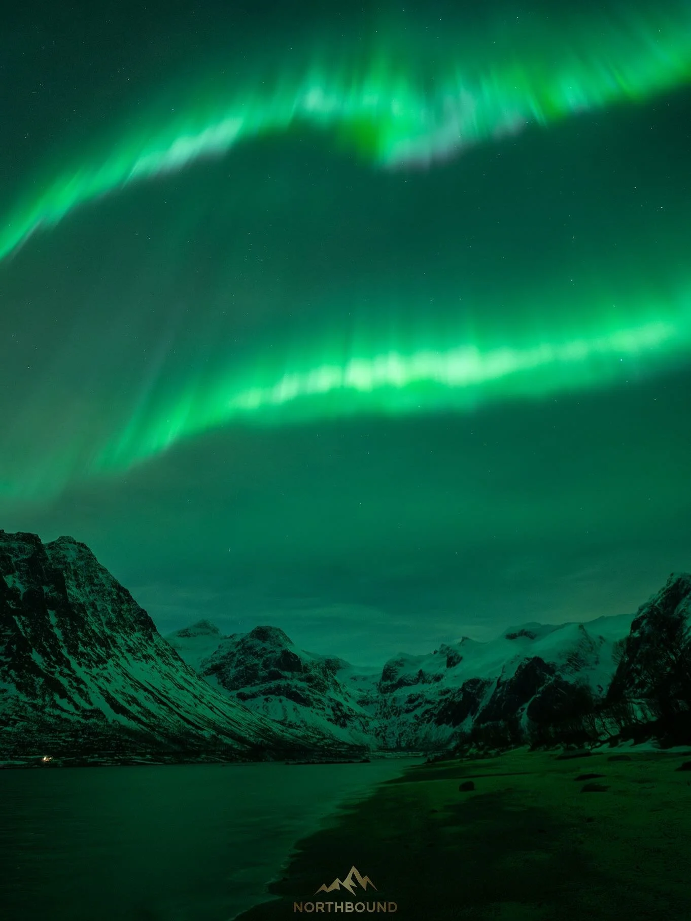 11th March 💚

https://www.northbound.no/tours

#auroratour #norway #northernlightstroms&oslash; #troms&oslash; #auroraborealis