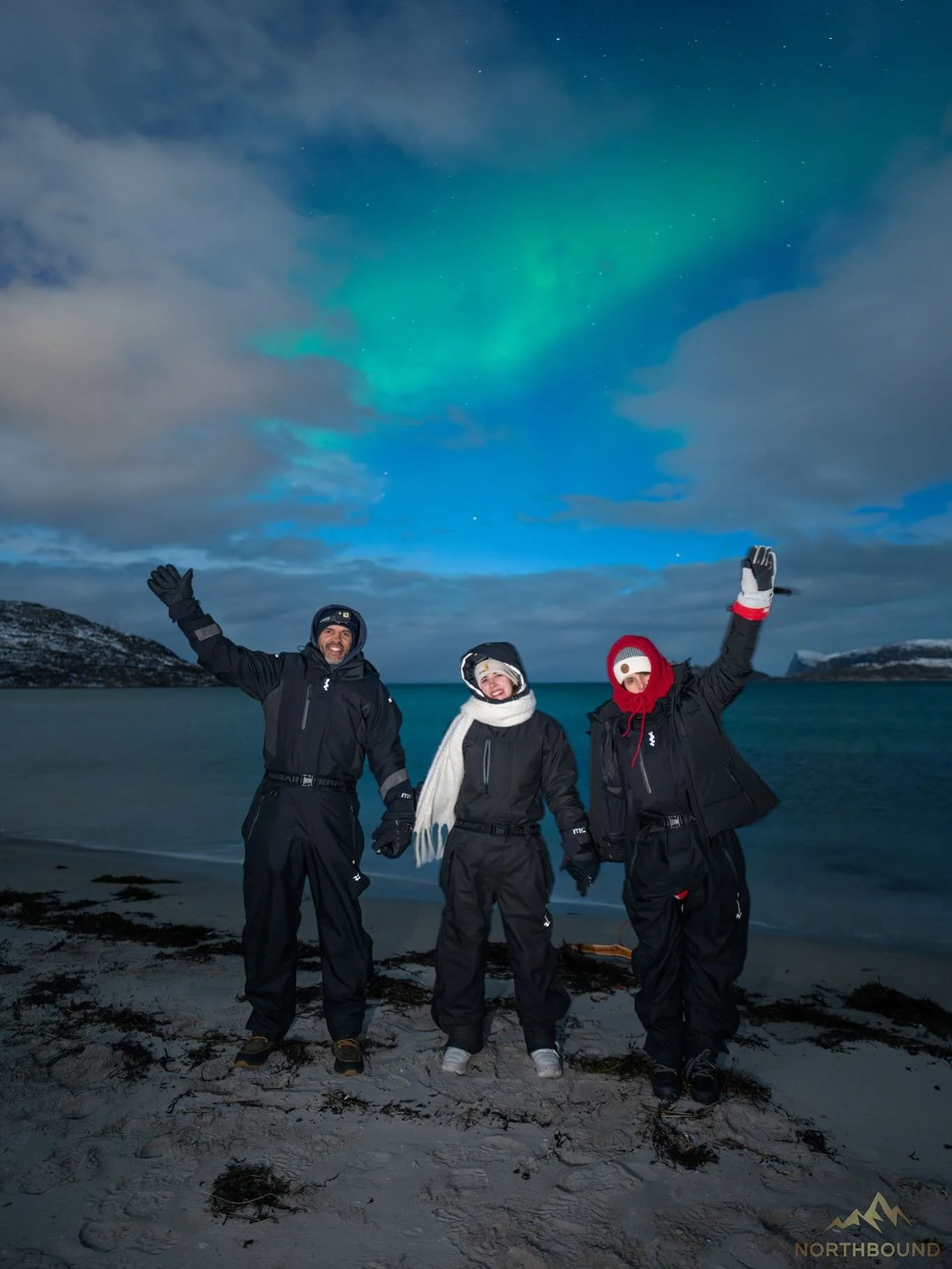 28th March 💚

https://www.northbound.no/tours

#auroratour #northernlightstromso #norway #auroraborealis #troms&oslash;