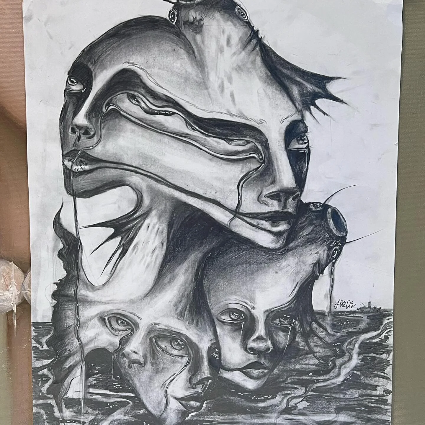 &ldquo;Alive&rdquo; graphite and white pen on paper 
- 
-
-
-
-
-
#drawing #graphite #pencildrawing #surrealism