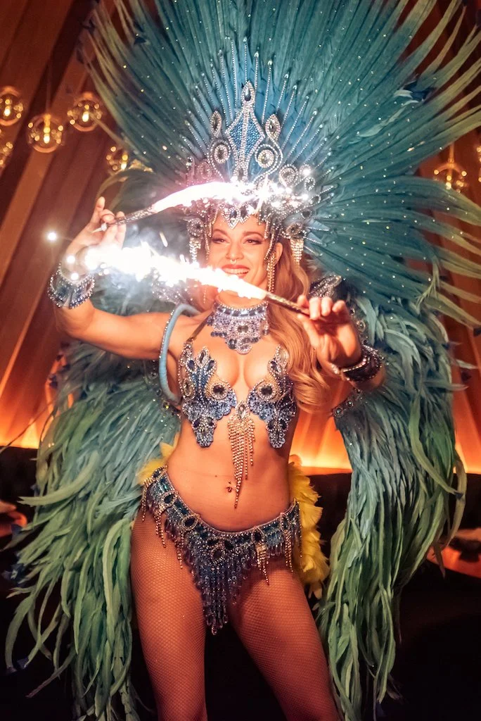 Live Samba performance during bottomless brunch at Ayllu, Paddington London