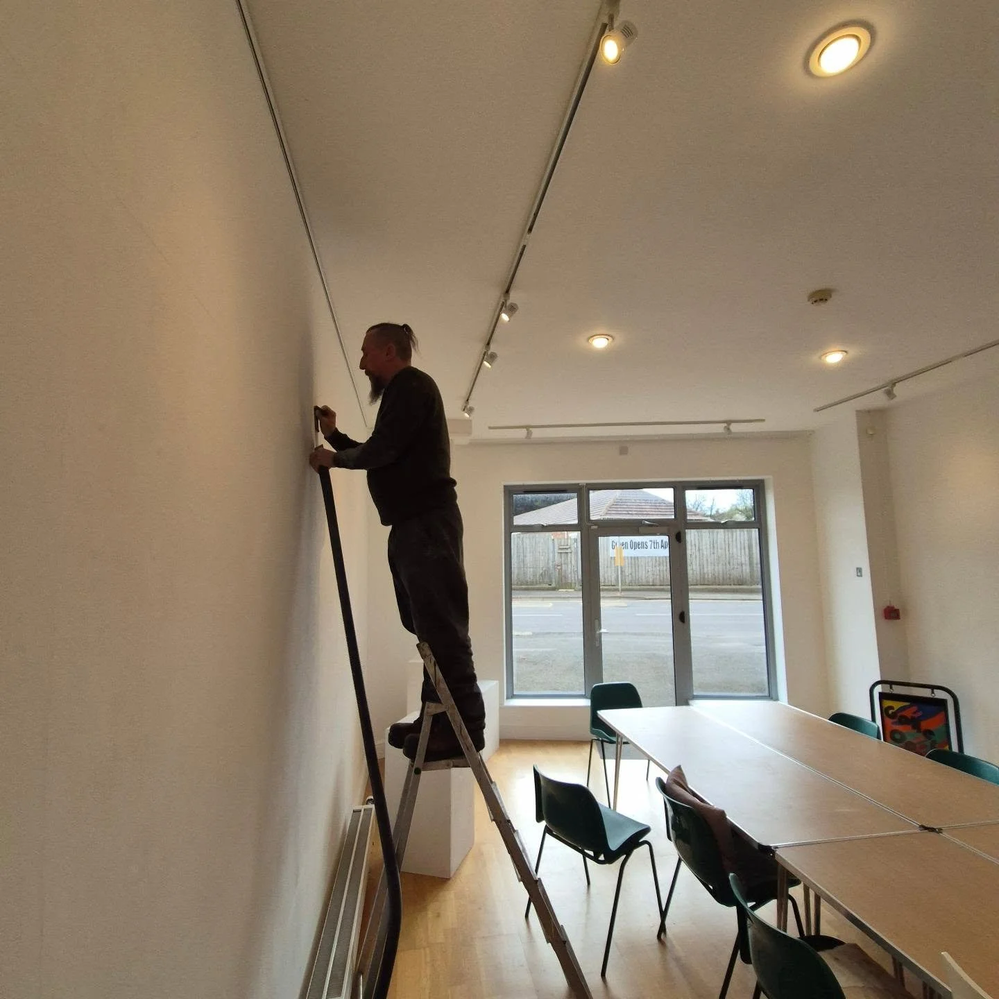 We're preparing our Gallery for our next Exhibition 'A Passion for Art' by Alastair Snow. Preview Evening on Friday 10th April, 6-9pm, everyone welcome. 11 &ndash; 25 April 2026.
Open every Saturday and Sunday,
1 &ndash; 4 pm.

#Alastairsnow #saltbur