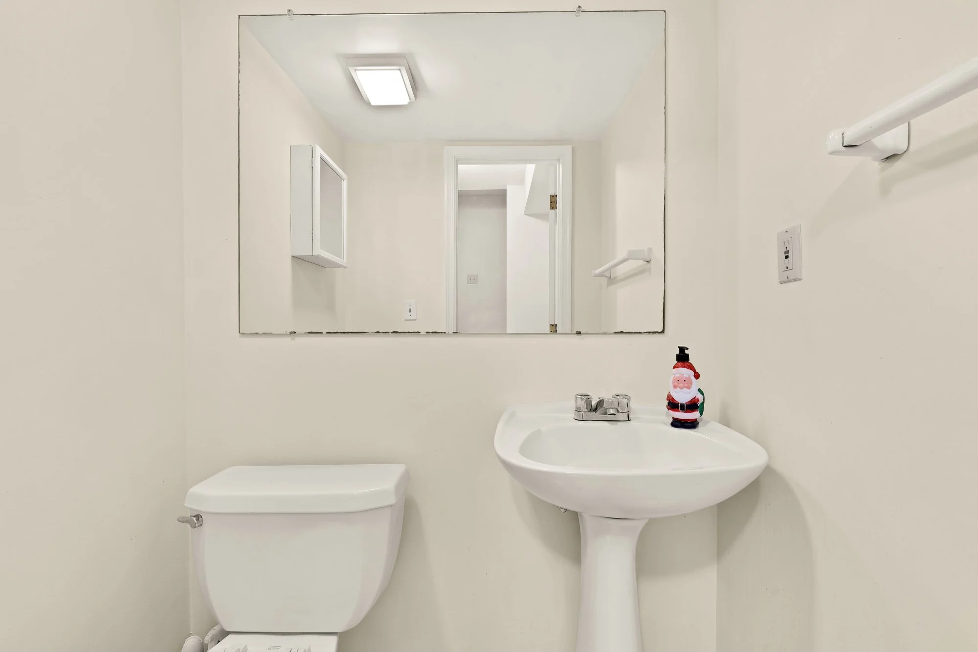 6703 Bonnett Ct-0033.jpg