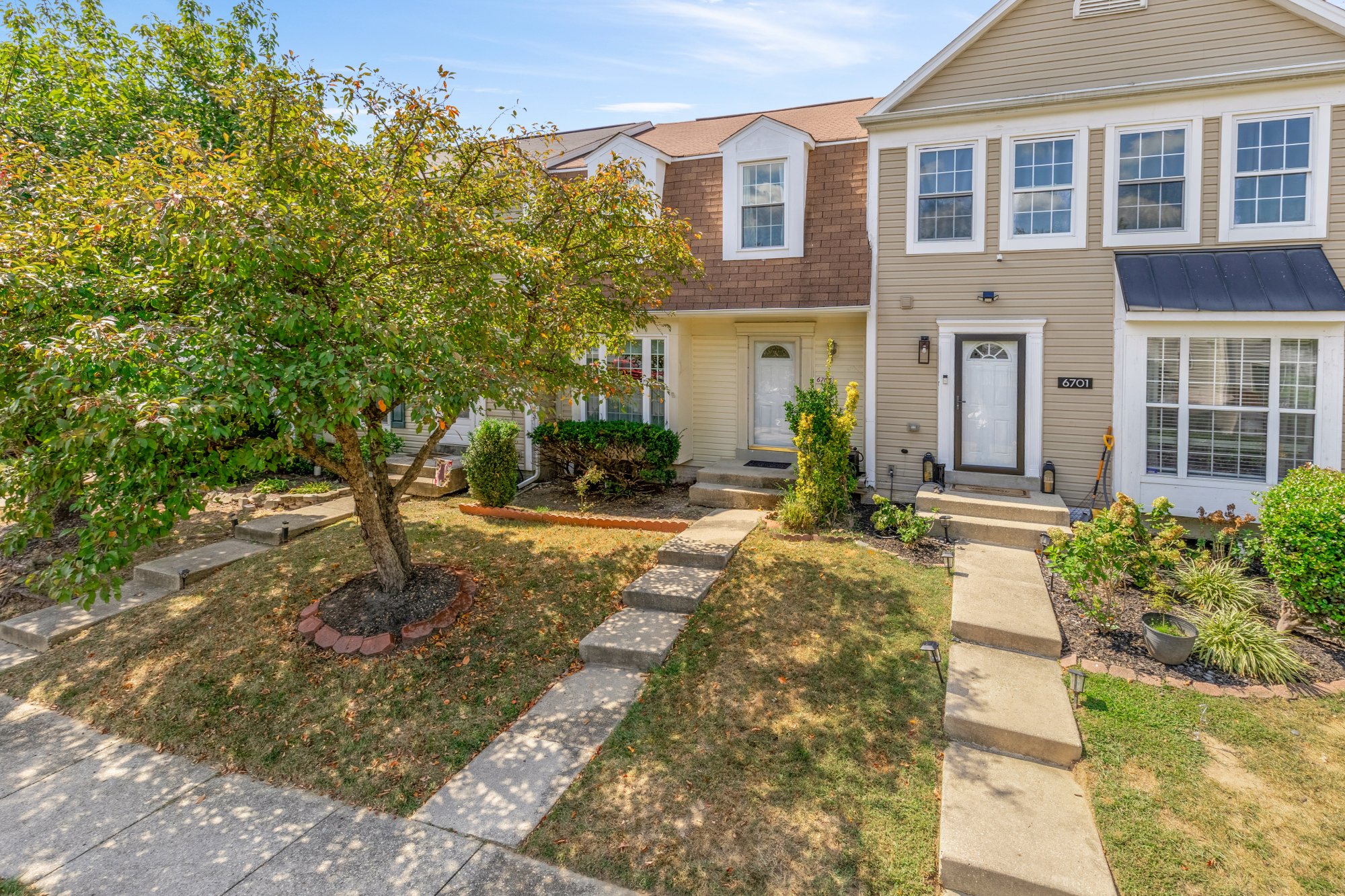 6703 Bonnett Ct-0003.jpg