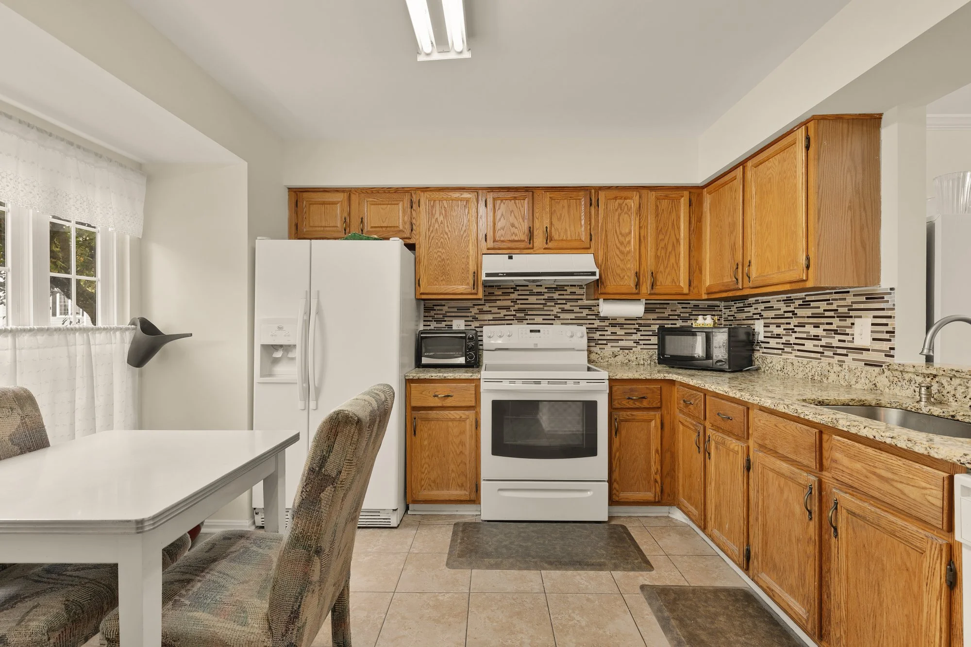 6703 Bonnett Ct-0008.jpg