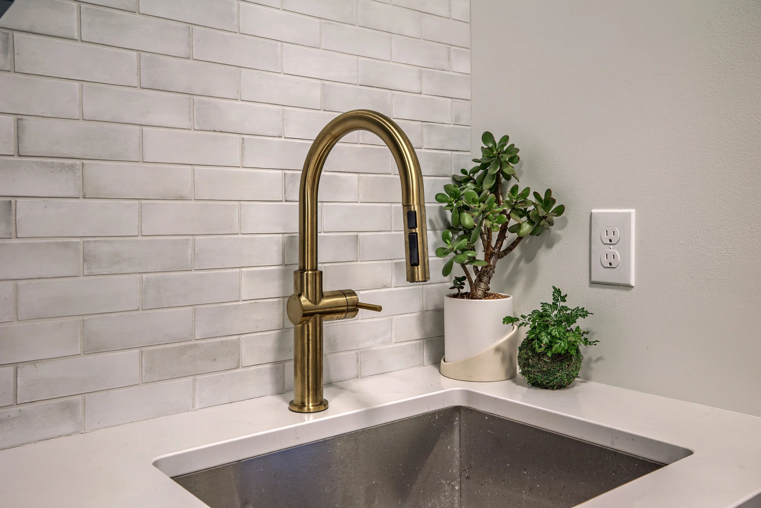 Alpath - Laundry Room — The Hale Construction Company