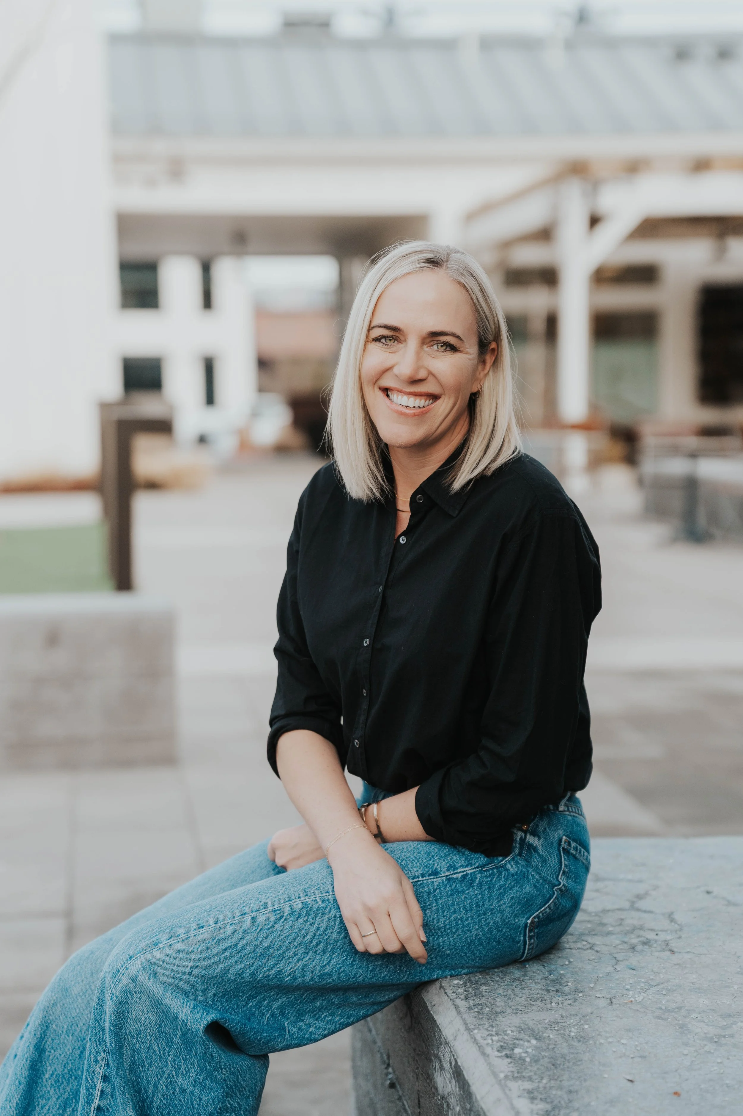 Niki Kobs – President