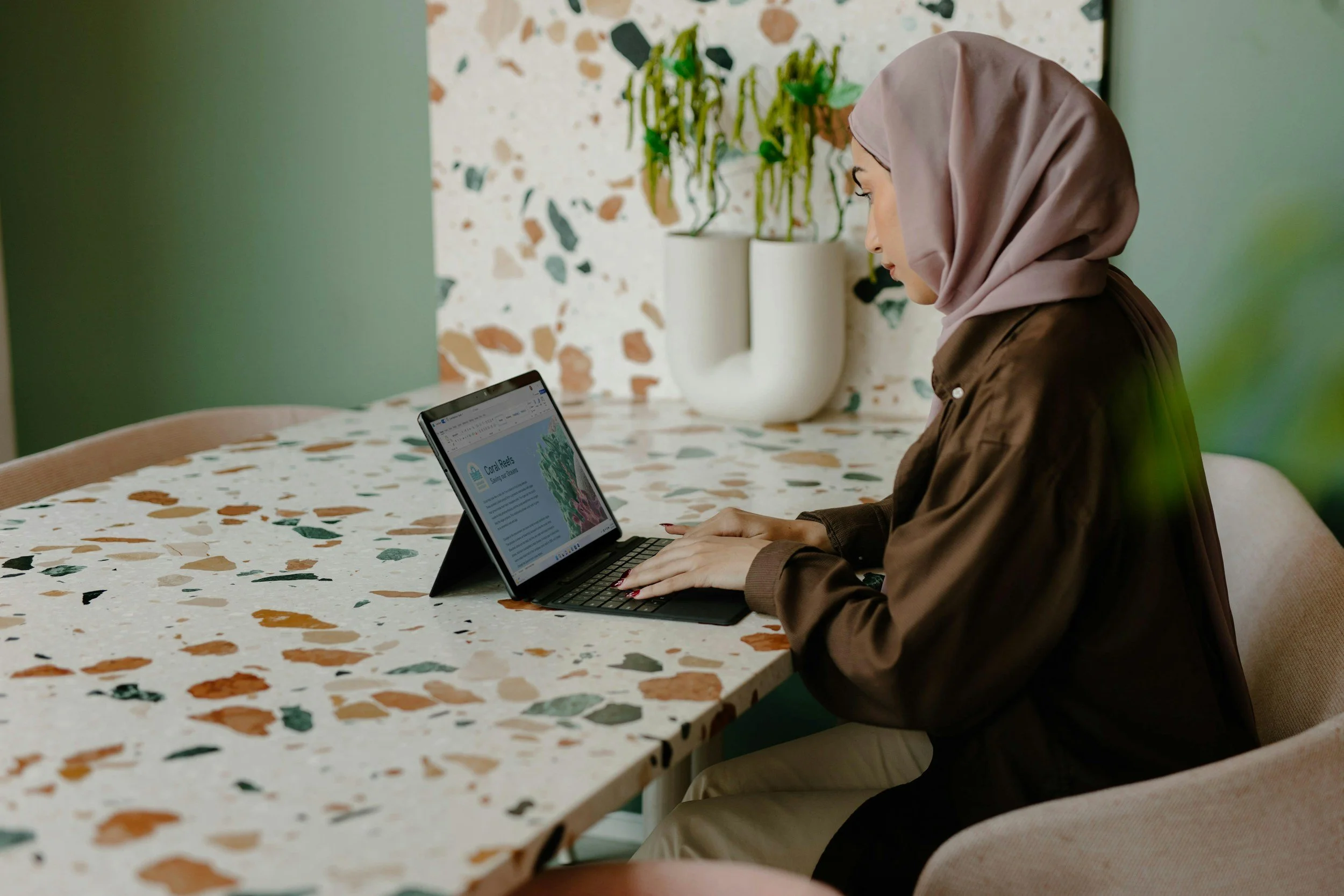 Is Virtual Therapy Actually Effective?
