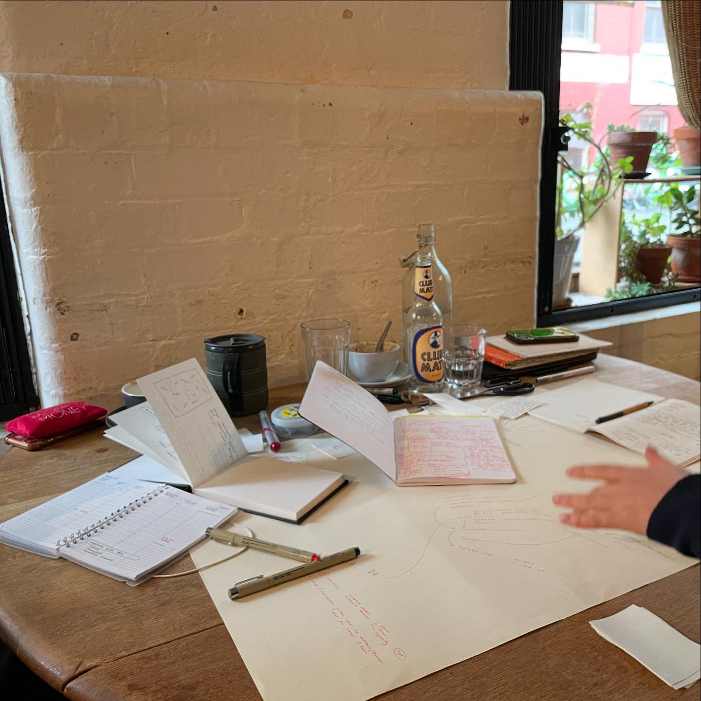 Just finished the 1st brainstorming session today about the 2nd edition of our film festival!! 😎😎😎 We are excited to bring our ideas together and we are looking forward to what we can achieve through our project ⭐️📽️📚✊

🫵 We are also curious ab