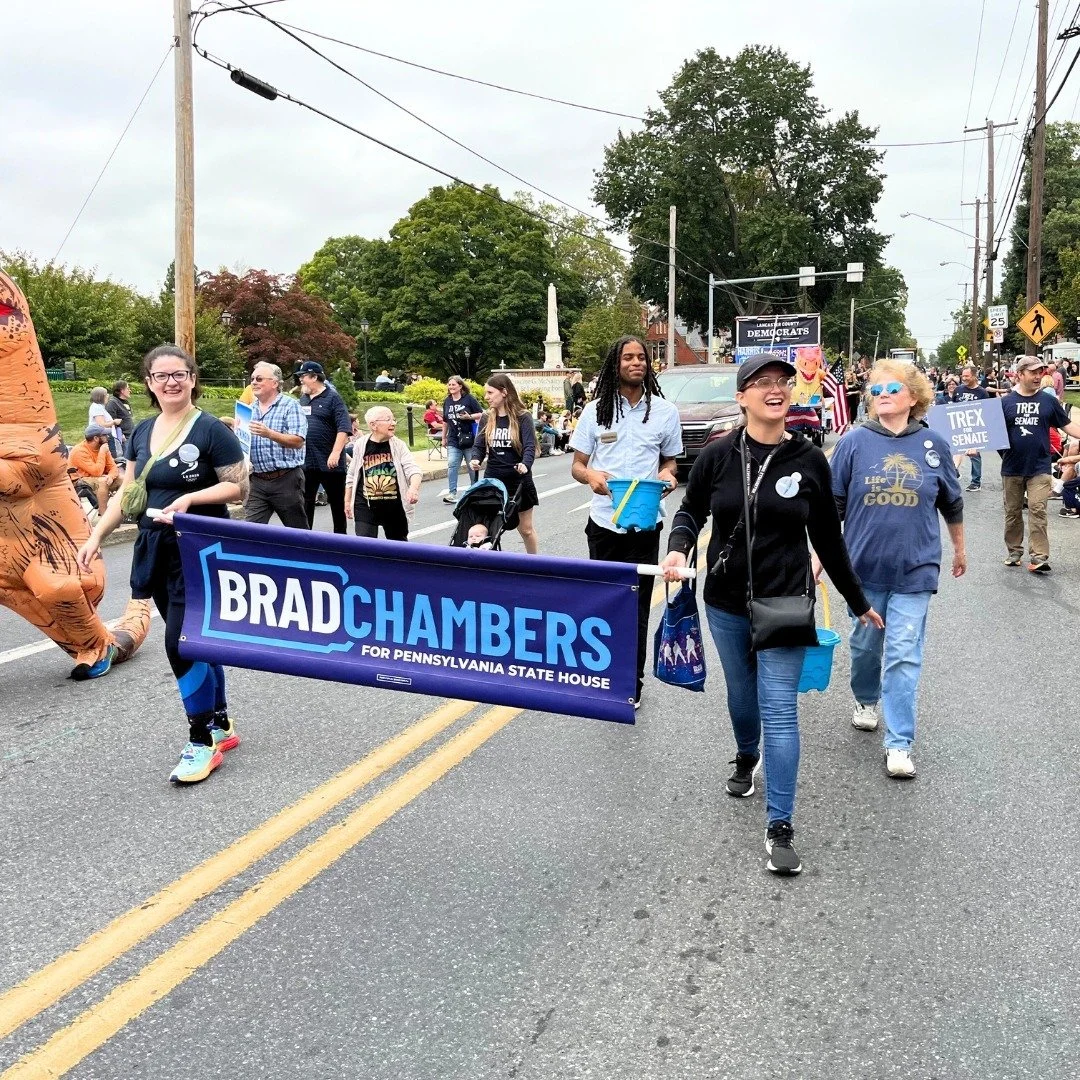 Thank you to the Penn Manor Democrats for having us at the Millersville parade today! It was a pleasure to march with you, @trexforsenate, and the @lancasterdems.