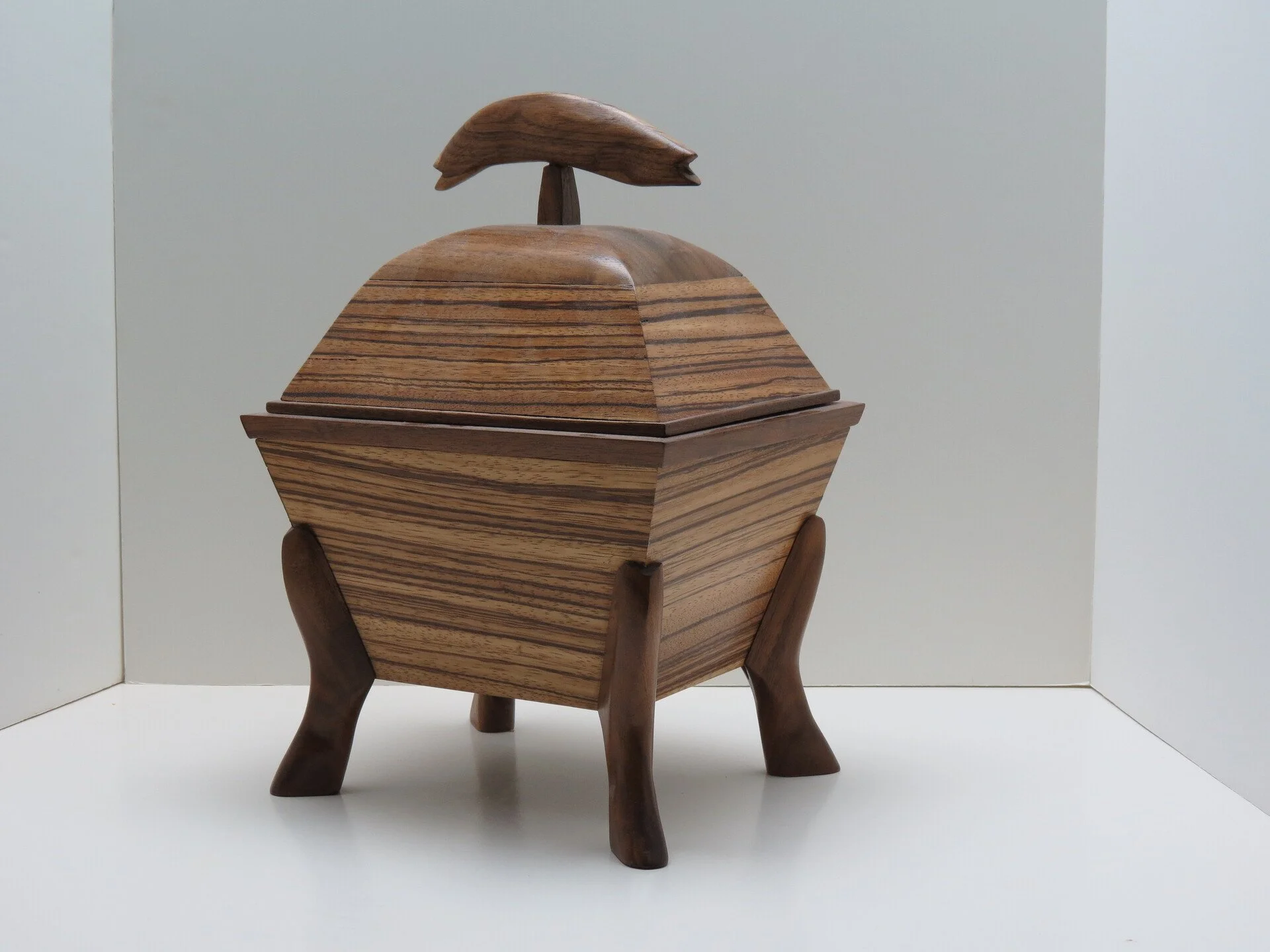 Robert Phillips
Striped Box
