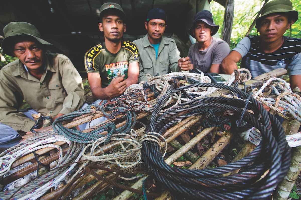 The FKL patrol routinely seizes hundreds of snares illegally set by poachers.