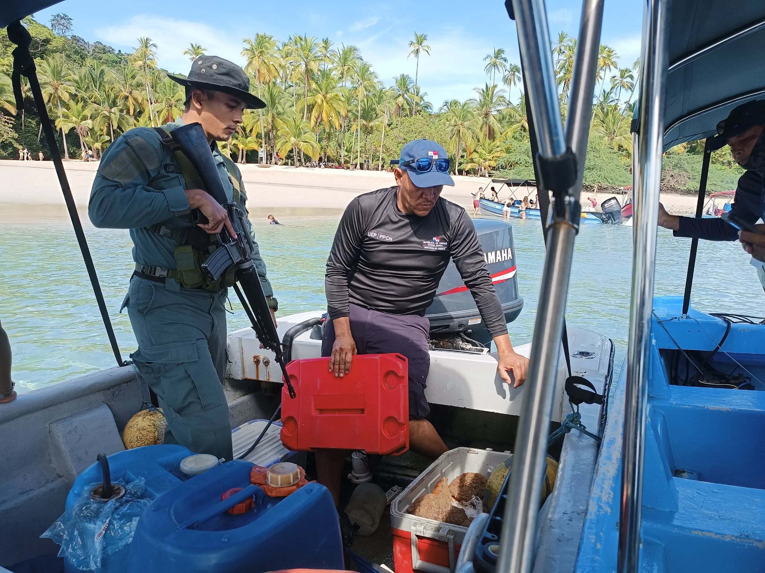 CoibaIllegalFishing12025f (1).jpg