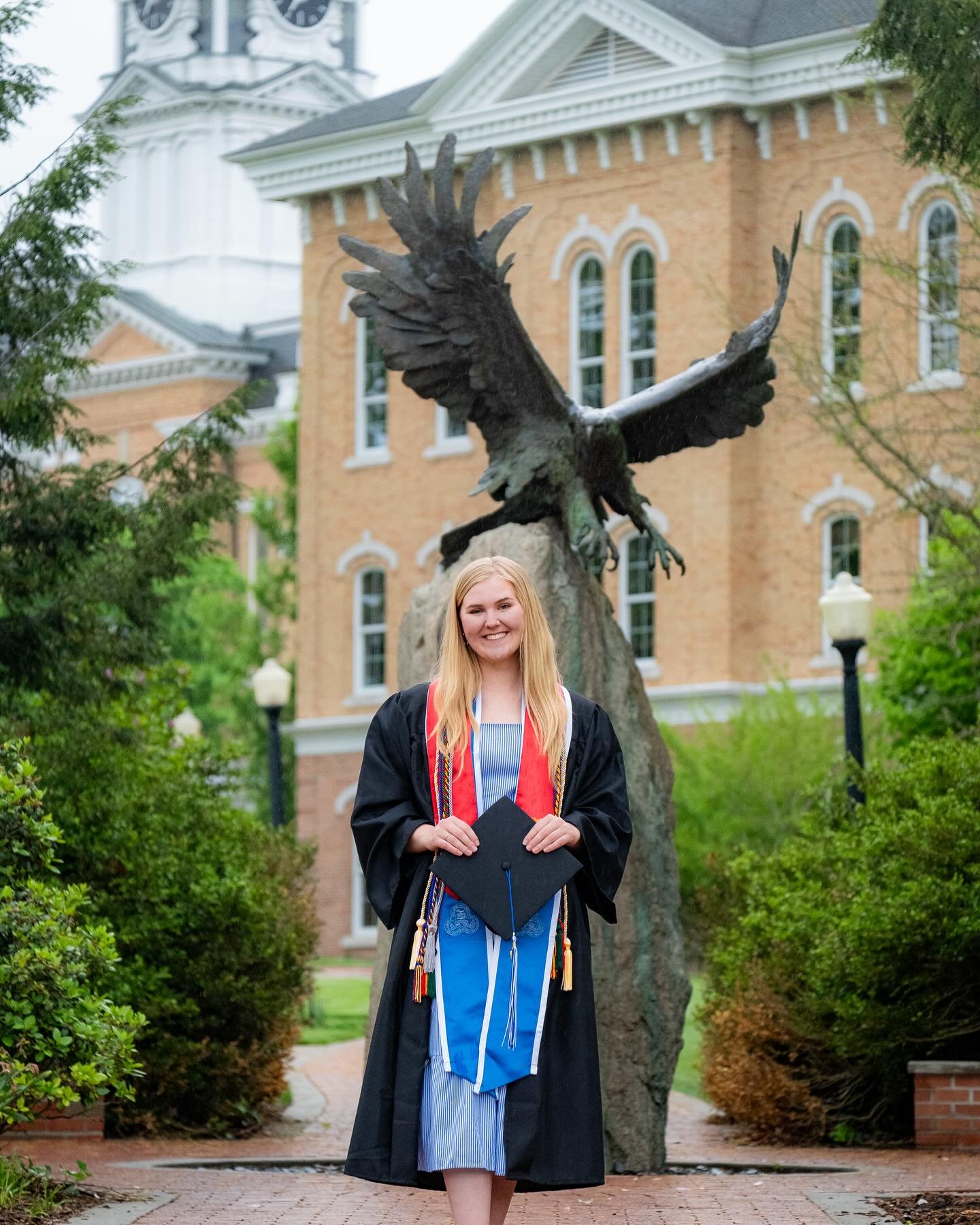 College is hard and God is good

&ldquo;Faith in life becomes complete &rsquo;neath banners of white and blue&rdquo;