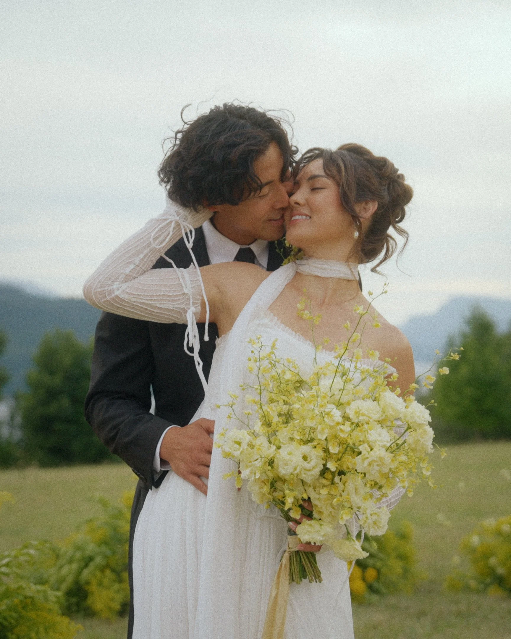 santa barbara wedding couple