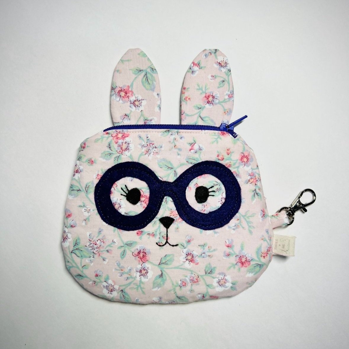 Bunny+Pouch+3.jpg