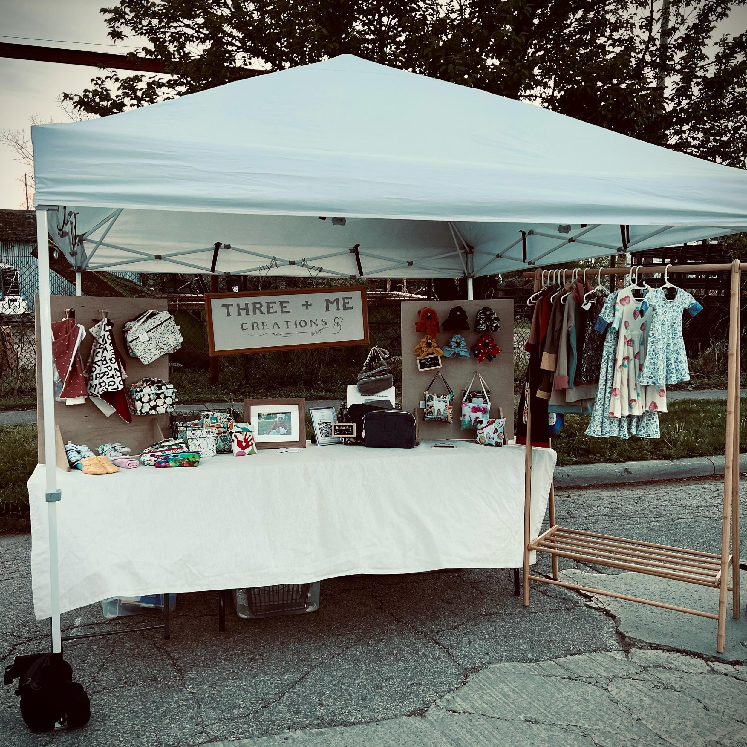 What a FUN start to market season! 

My inventory is super low right now and I&rsquo;m beyond thankful for everyone that stopped and shopped at Worthington Third Thursday and @franklintonnightmarket 

I&rsquo;ll be sewing up a storm the next couple w