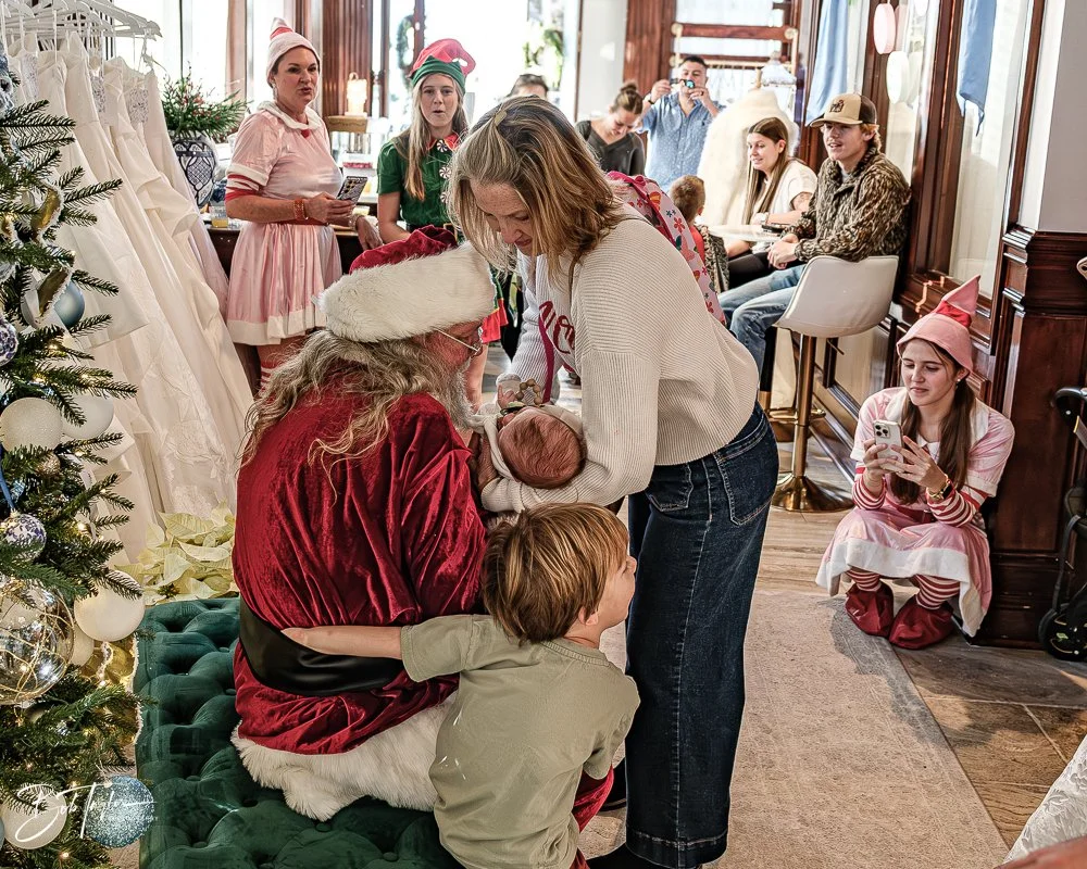 20251220-Santa Drews All -61.jpg