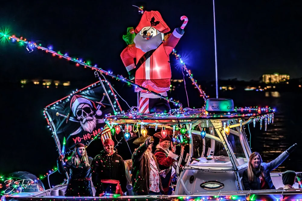 20251213-Boat Parade Select -26.jpg