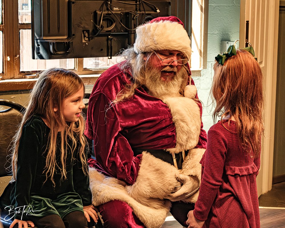20251220-Santa Drews All -95.jpg