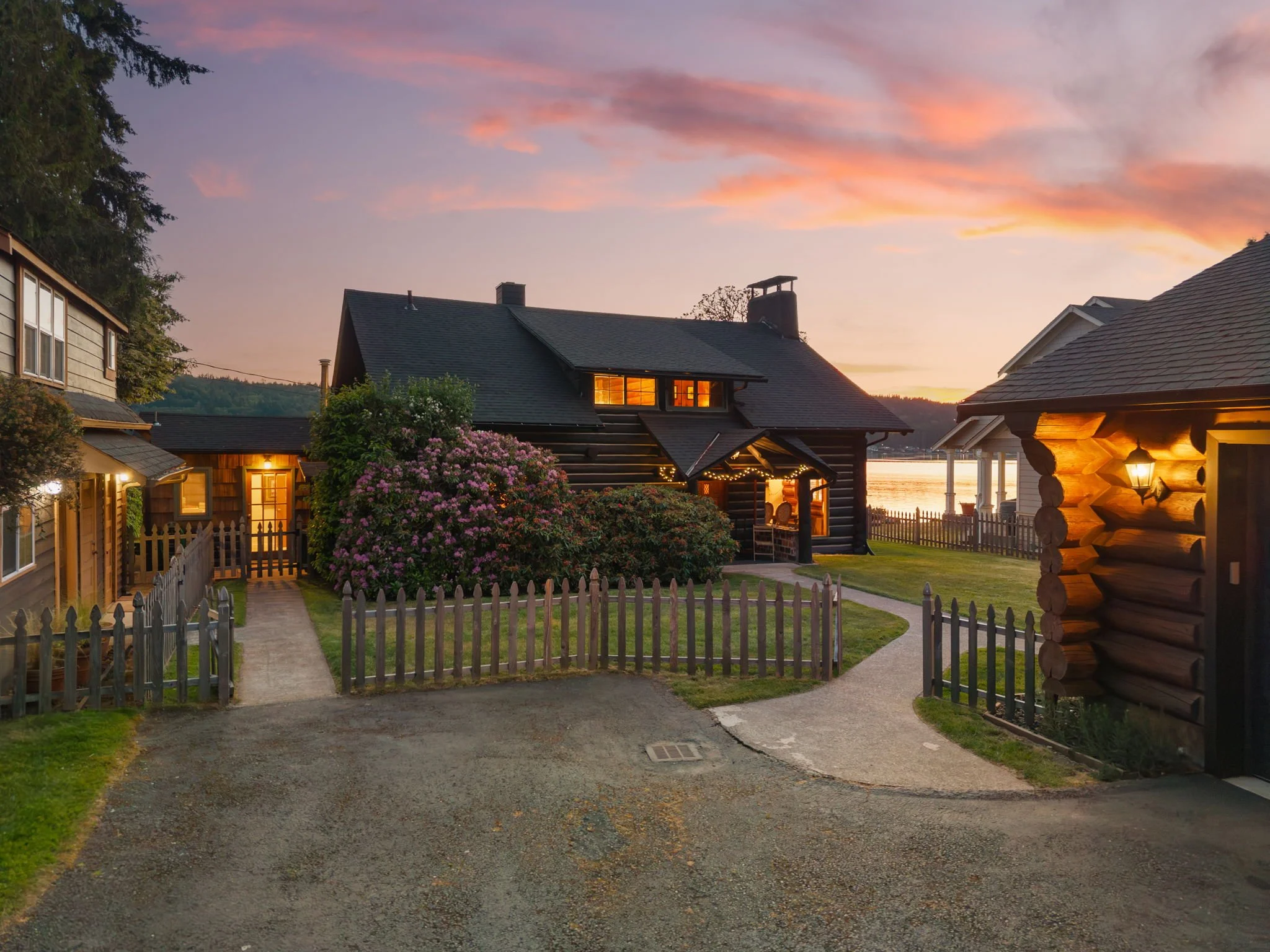 4617 Erlands Point Rd NW, Bremerton, WA