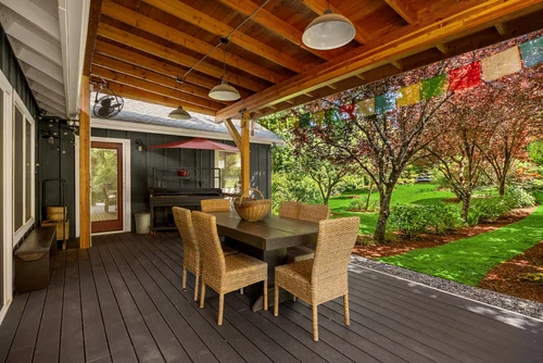 Fall on Bainbridge Island: Things to Do, Places to Explore &amp; What It’s Like to Live Here