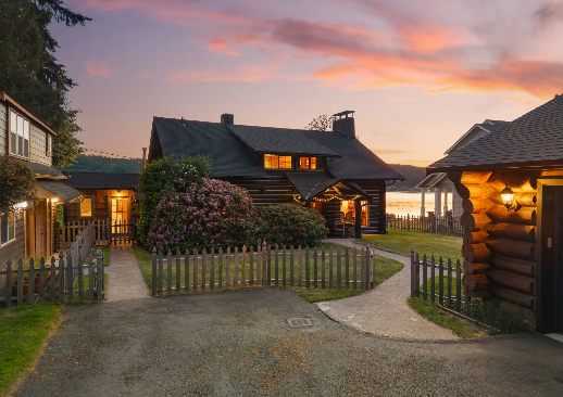 Sold for: $905,000