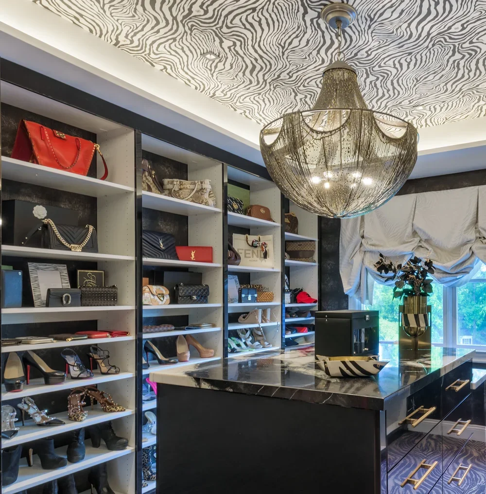 luxury-chandelier-walk-in-closet-interior-photography-nyc.webp.webp