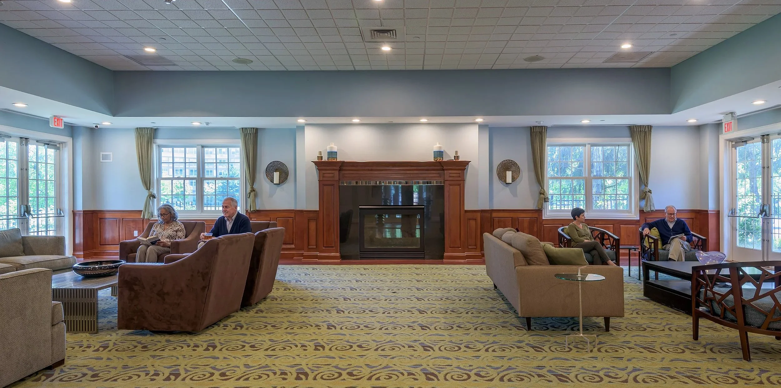 luxury-senior-living-community-common-area-the-addison.jpg