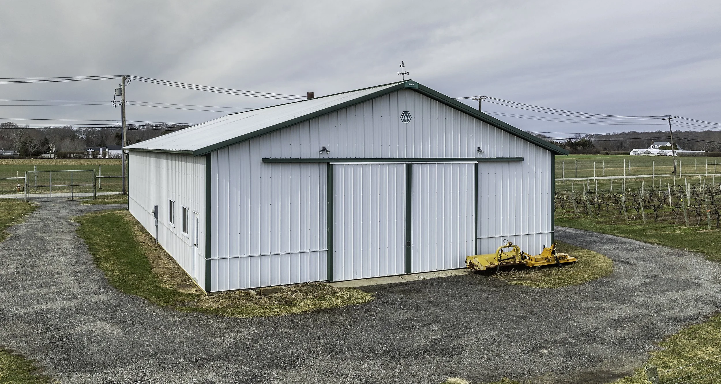 Vineyard barn 3/4 angle right