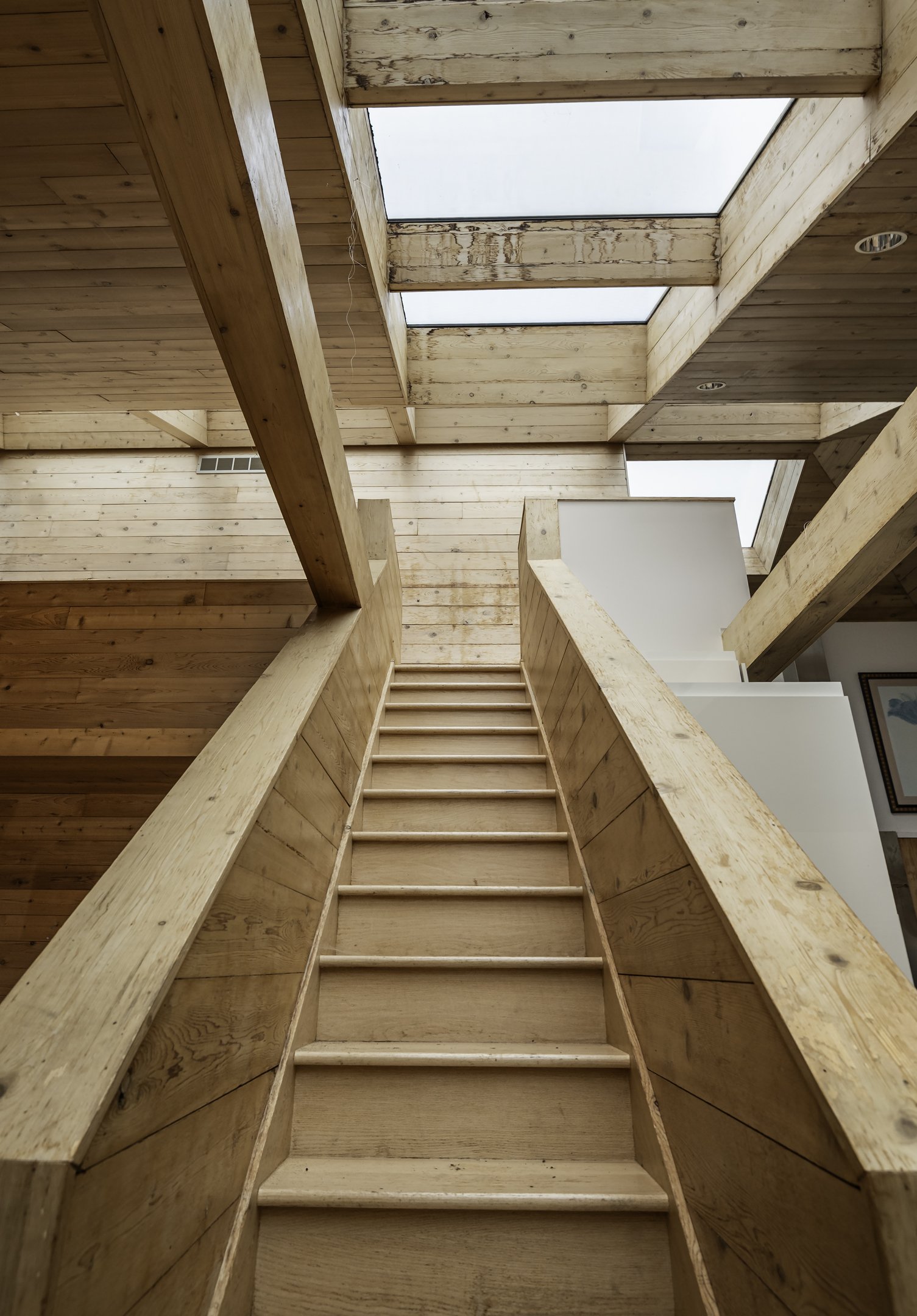 house-interior-staircase-pre-demolition-documentation.jpg