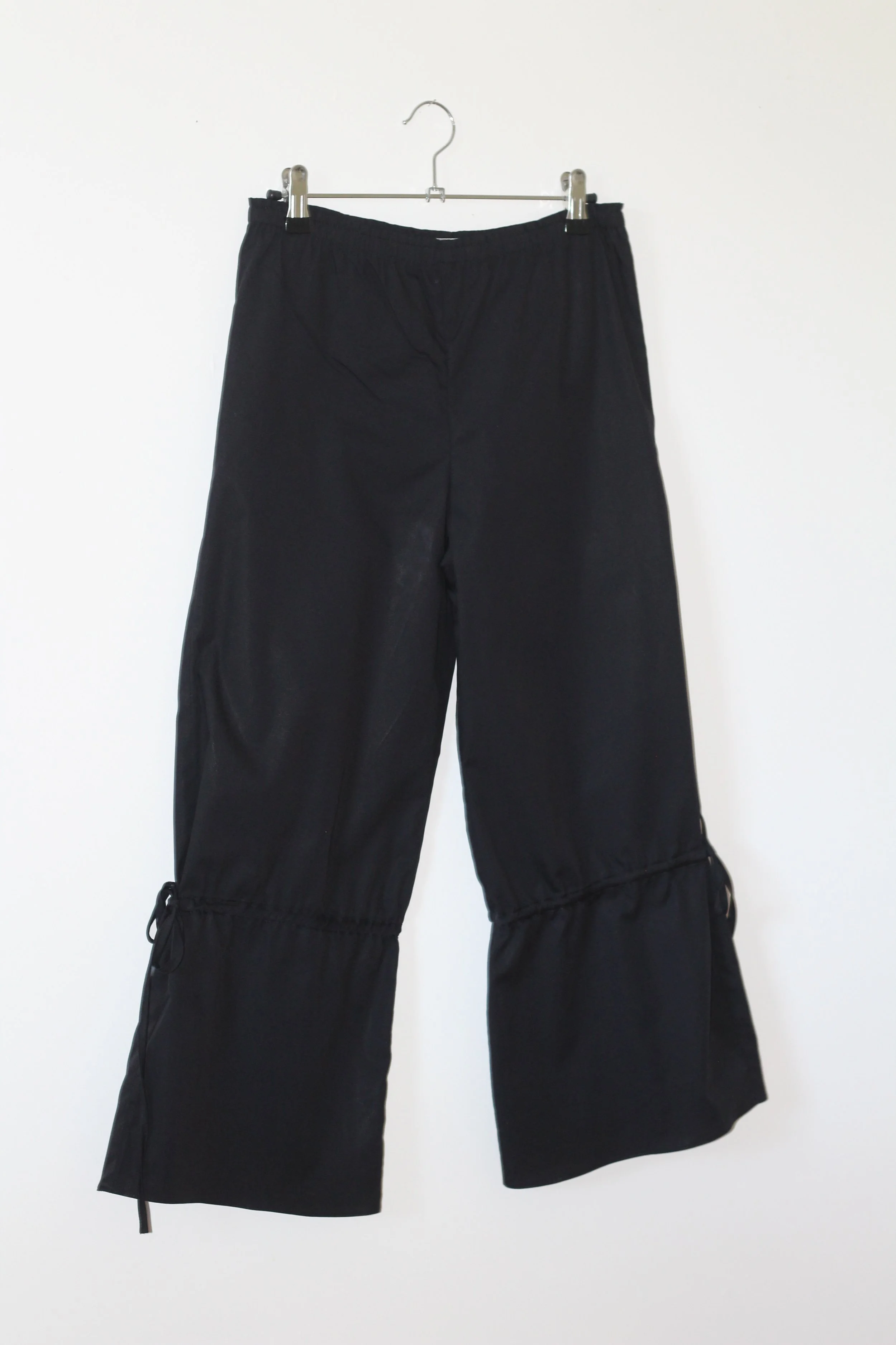 The Long Bloomers / Black