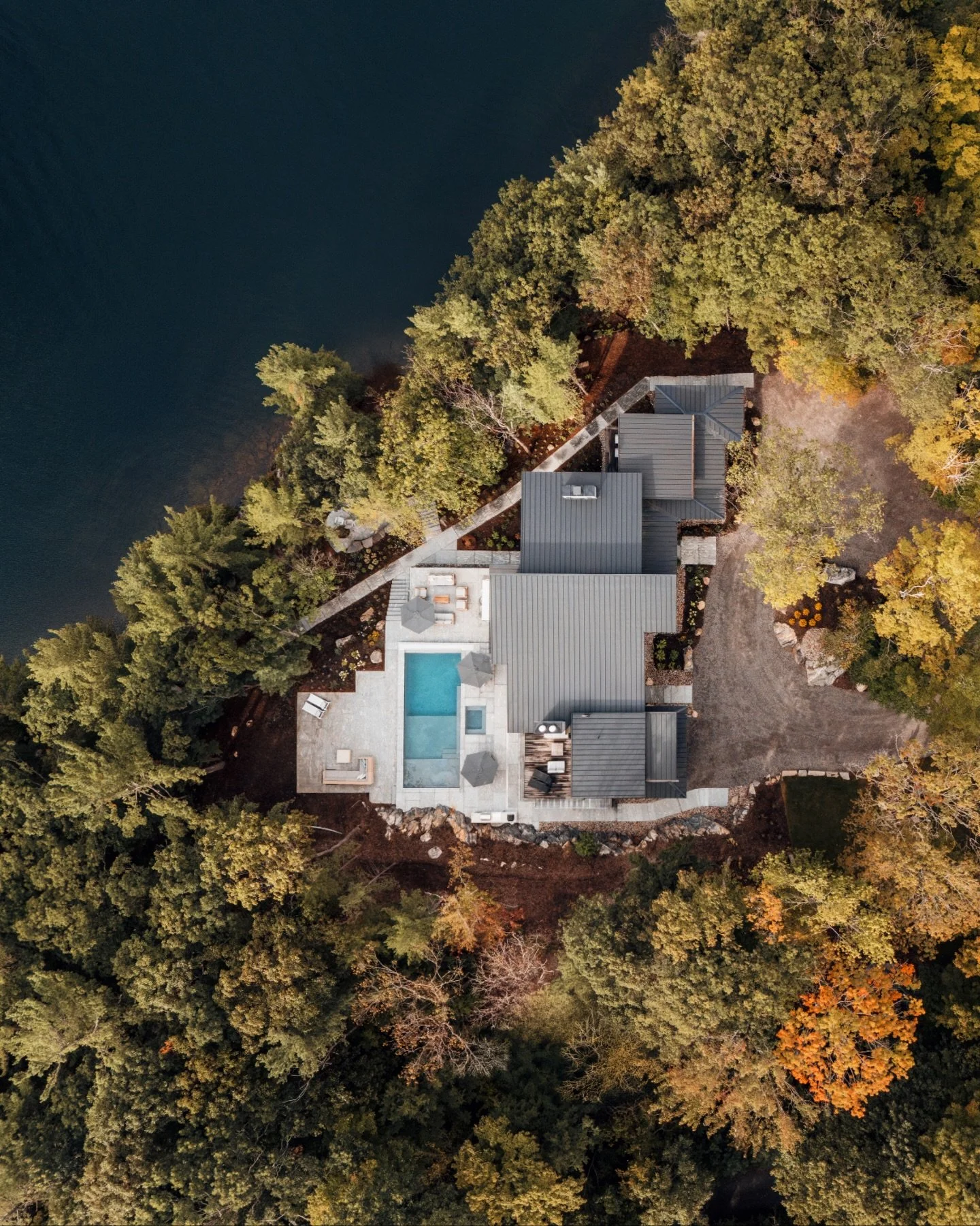 Swing down, for more scenes from Darkwood.

Shortlisted in the 2026 International Design &amp; Architecture Awards @designetal 

HIGHLIGHTS
&bull; Coffee Table: Walnut, Custom Made and Finished at Muskoka Lumber
&bull; Stairs: White Oak, Custom Made 