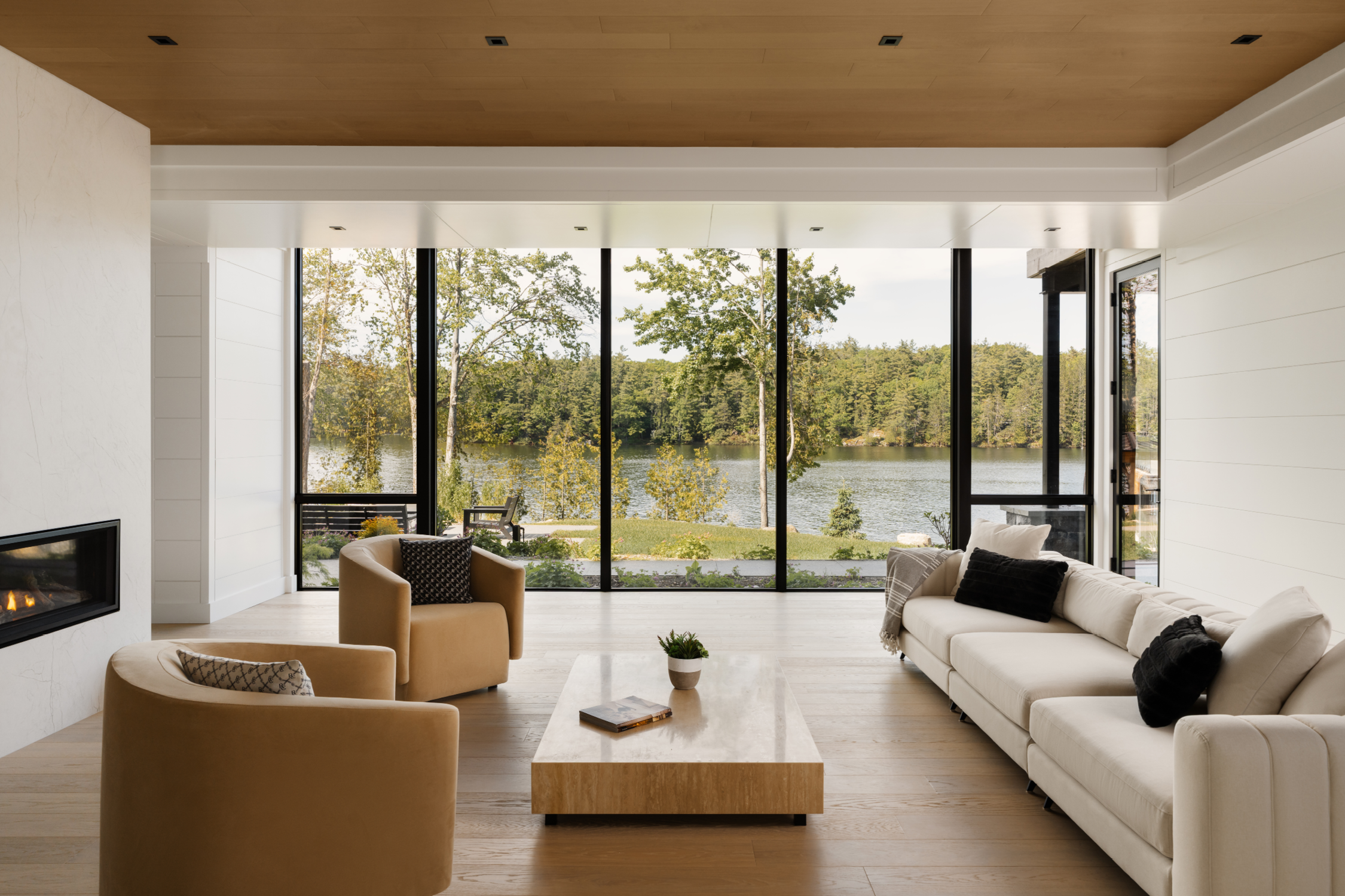 Muskoka Lumber, Custom Floors, Custom Finishing, Custom Windows