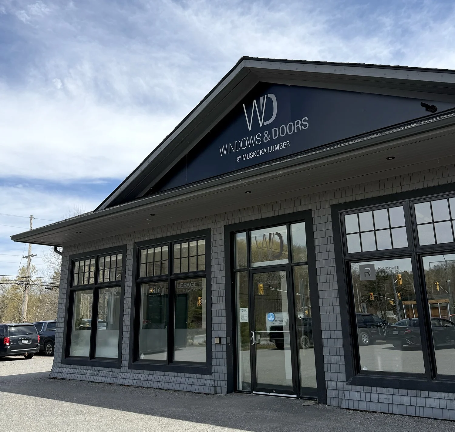 Windows and Doors by Muskoka Lumber State of the Art Windows and Doors showroom in Muskoka