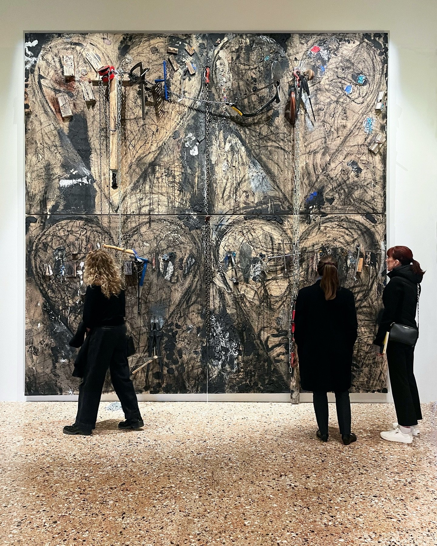 📣 Private tours of Jim Dine: Dog on the Forge at the Palazzo Rocca are now available courtesy of Art Asset Management Group. 📣

Book a private, one-on-one walkthrough or schedule an exclusive group tour.

DETAILS

🔎 Guide: Xiliary Twil, Art Asset 