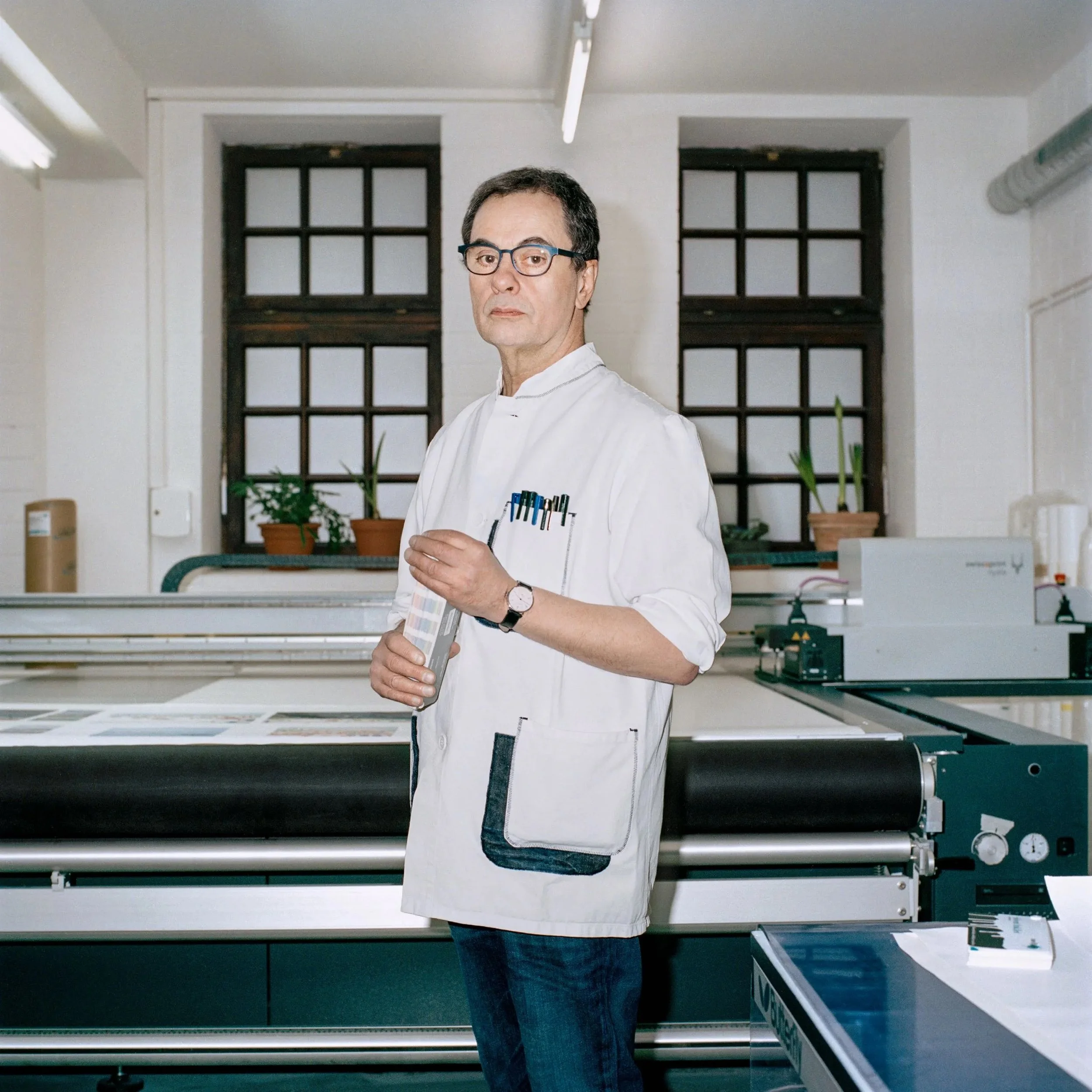 Gerhard Steidl: A Creative Force Behind Jim Dine's Dog on the Forge