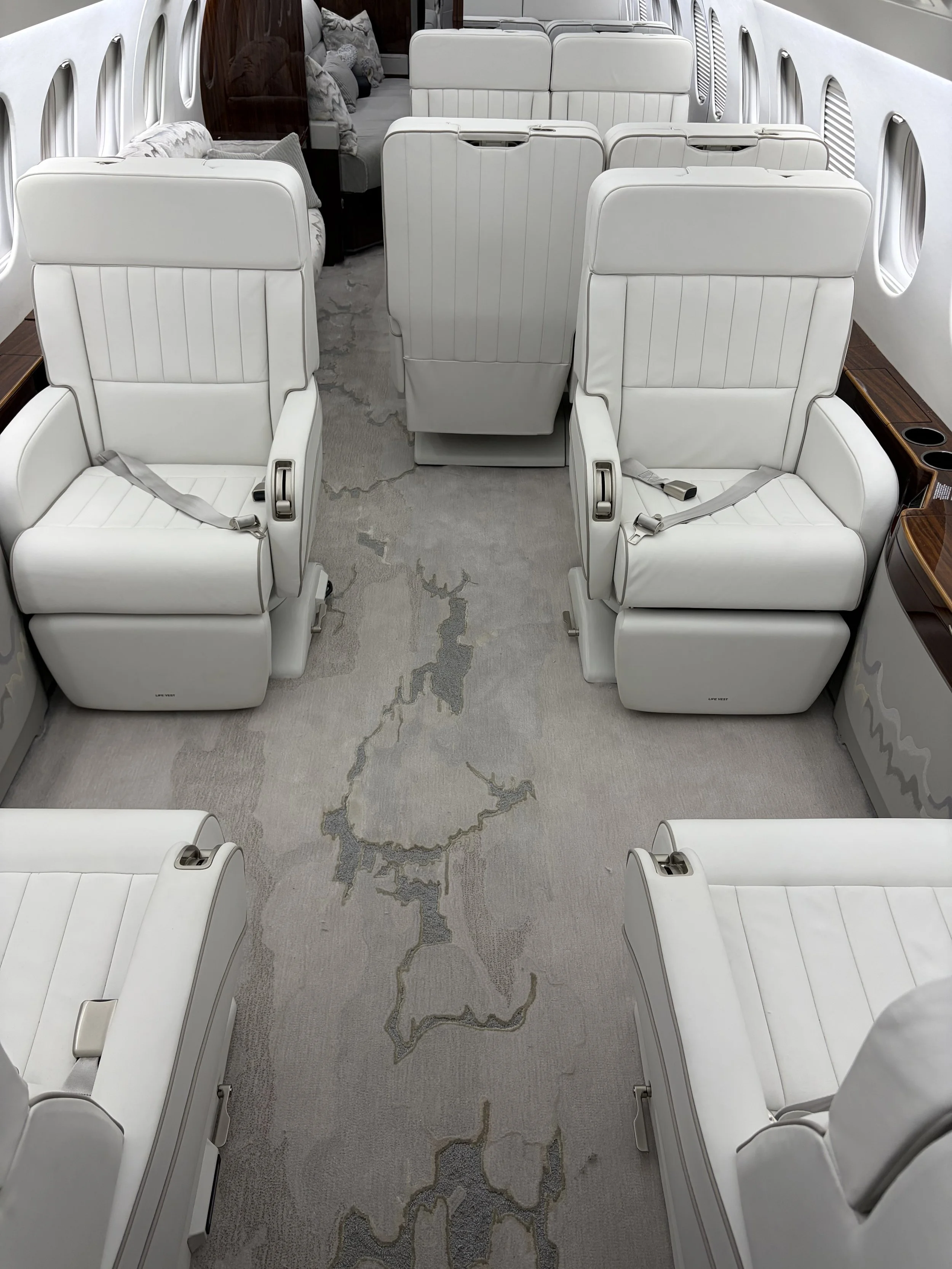 Falcon 900EX - Carpet Fabrication