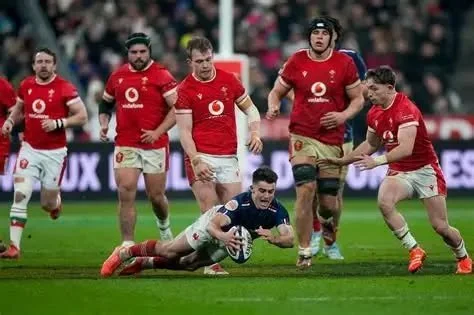 🏉 6️⃣ Wales vs France &mdash; Sun 15 Feb | 15:10 GMT

📍 Principality Stadium, Cardiff

🔥 Welsh passion vs French finesse.
Expect thunderous support, rapid breaks and show-stopping skills.
This is rugby theatre on its biggest stage.

A Sunday spect