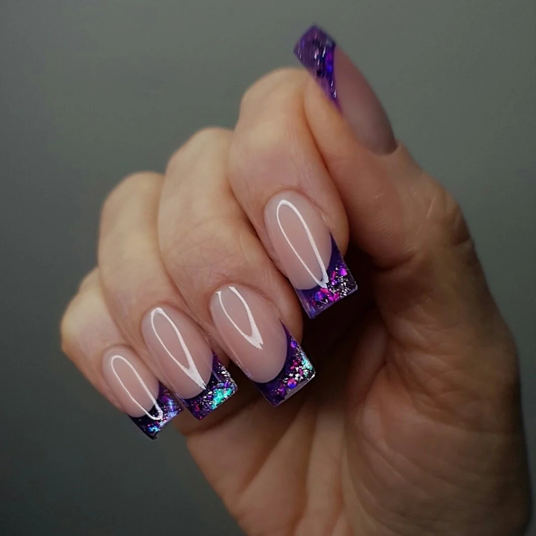 Lightweight extension set with sparkly French detail