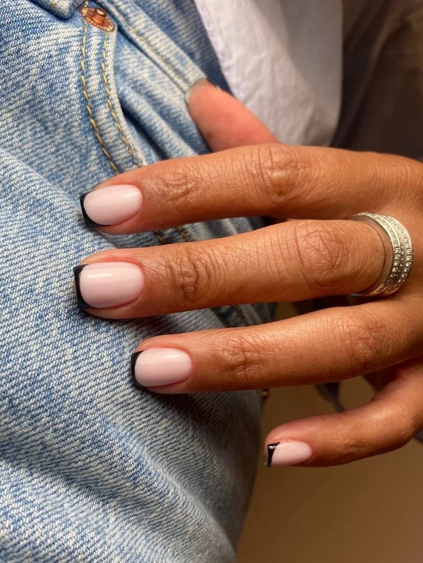 French manicure with black tip
