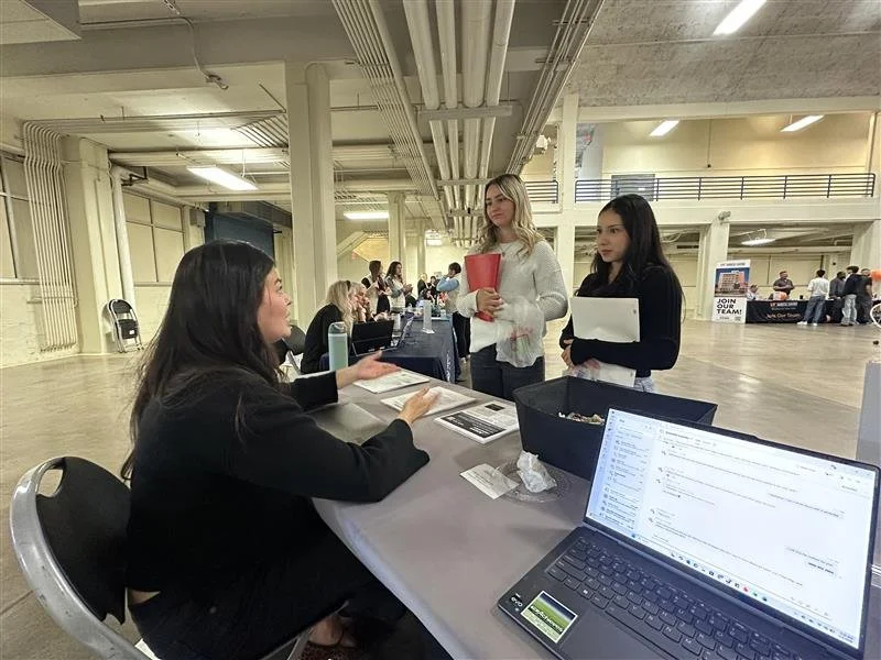 Thank you to Knox County Schools for allowing us to be part of their career fair! Some of our team members were able to hold mock interviews with students and tell them about TN Promise. 

Building Tennessee&rsquo;s Future Workforce begins even in hi