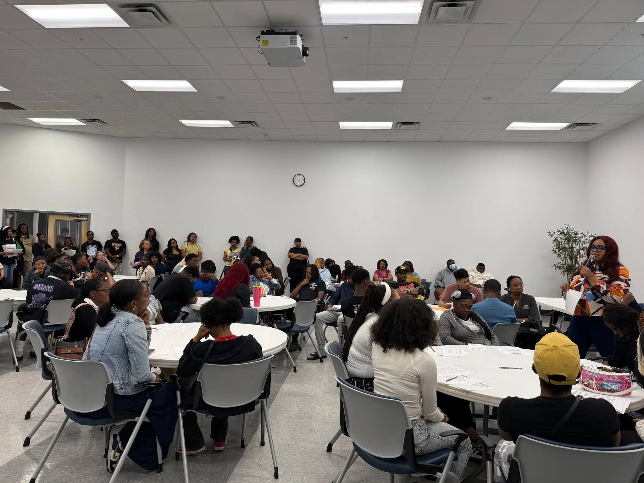This week, our team is leading orientation for Summer Institute! Take a look at the packed house!

Summer Institute is a free, six-week academic program for incoming TN Promise students. It's hosted exclusively at Southwest Tennessee Community Colleg