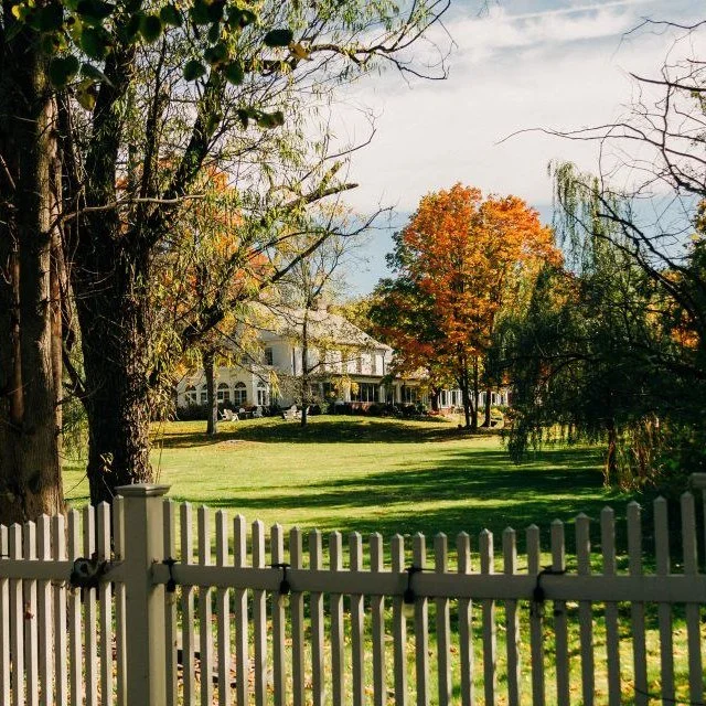 🍁 Fall has arrived in the Hudson Valley, and the Stagecoach Inn is the perfect cozy escape among the turning leaves! 🍂 Step outside and discover apple orchards, scenic hikes, charming wineries, and local breweries&mdash;all just minutes from your d