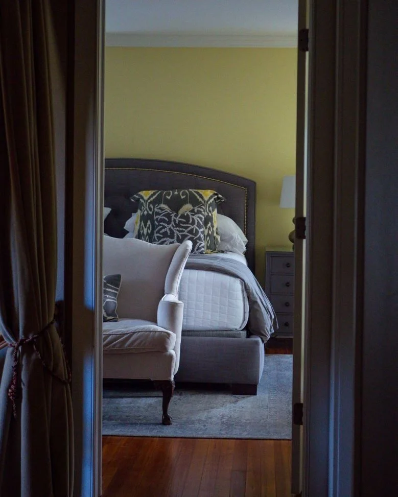 Hosting Thanksgiving at home? Send the turkey-stuffed relatives to us! We&rsquo;ve got a few rooms left on Thanksgiving night so Aunt Sally can chat our innkeepers&rsquo; ears off while you enjoy a quiet house&hellip; &hellip;or leave them at home an