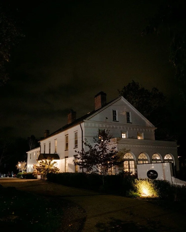 🍂 As the Hudson Valley settles into its moody, magical stretch between fall and the holidays, the Stagecoach Inn glows a little brighter. Cozy corners, warm light, and quiet moments&mdash;this is the season our inn feels its most enchanting. ✨
We ha