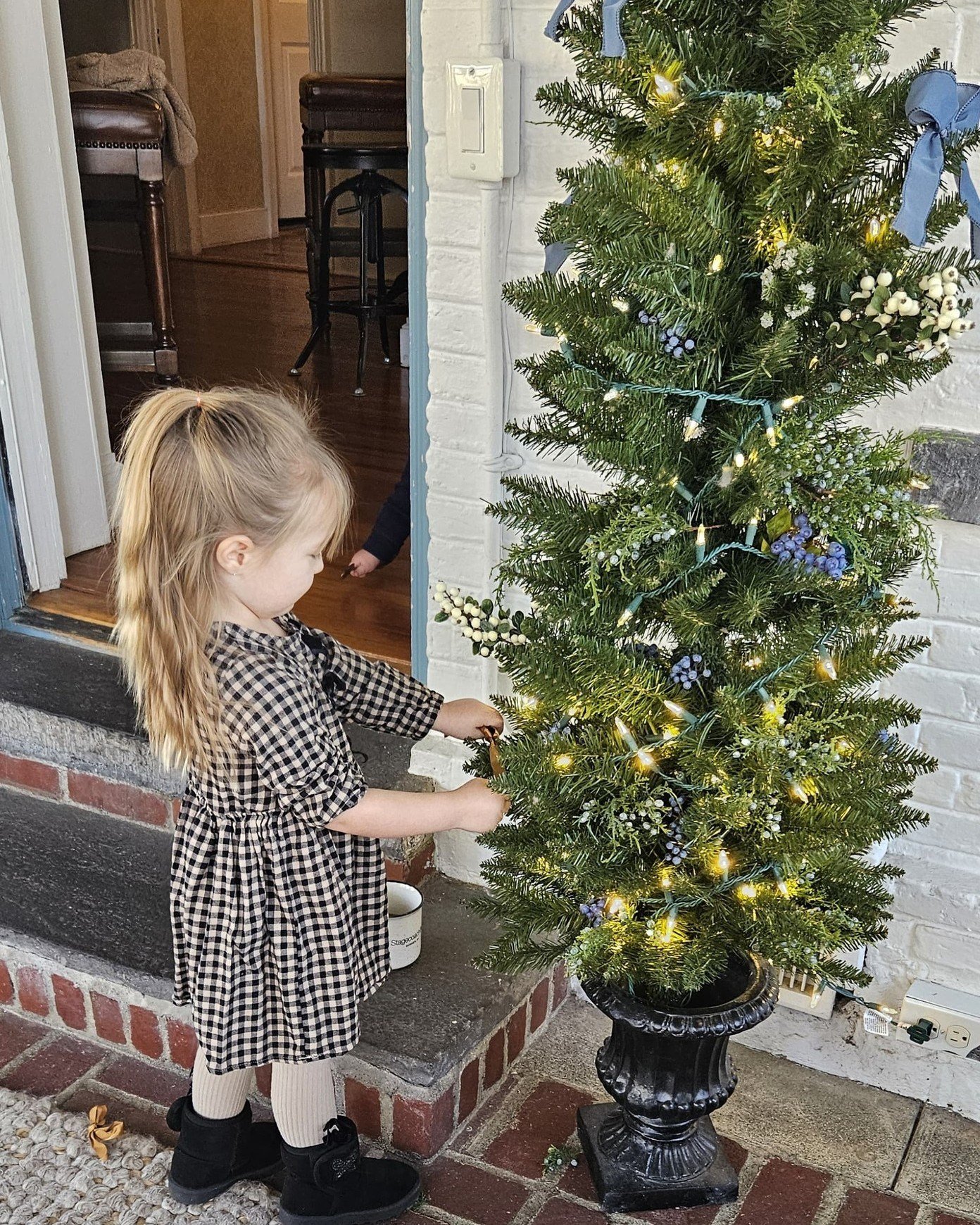✨ The Inn is feeling extra festive &mdash; thanks to our tiniest (and sweetest!) little helper. 🎀🎄 Watching the magic come together through her eyes makes the season even brighter.
Come visit us this season and soak in all the holiday charm at the 