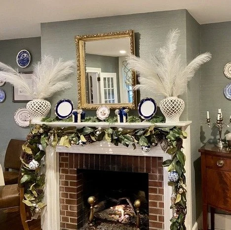 Make your dinner plans with us this weekend&mdash;our December Dinner Series features an &agrave; la carte menu on Friday &amp; Saturday, followed by a festive prix fixe brunch on Sunday. 🎄✨ Gather your friends, celebrate the season, and reserve you