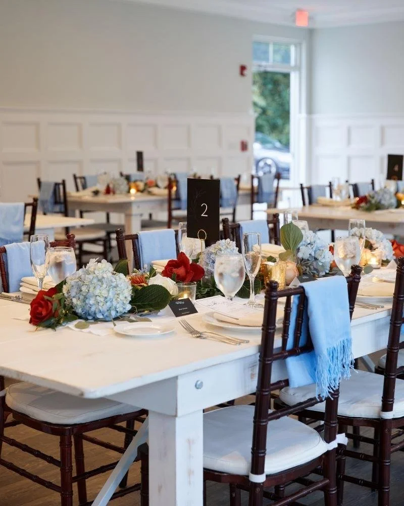 Cooler days, warmer moments. 🤍❄️
We love adding thoughtful touches&mdash;like cozy blankets for guests&mdash;to make fall and winter celebrations just as beautiful, intimate, and welcoming as any summer event at the inn.
From elegant tablescapes to 