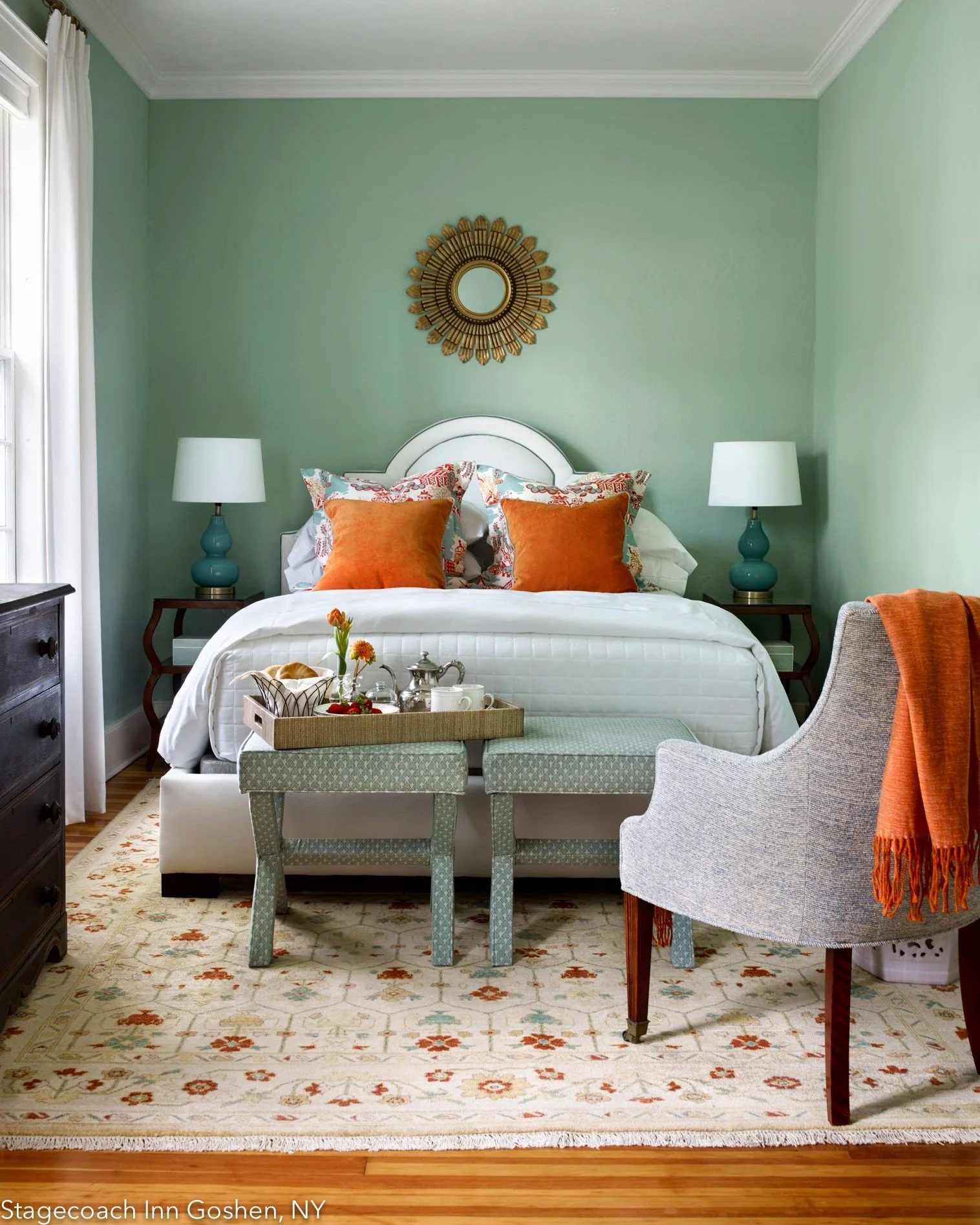 Spring is starting to show off in the Hudson Valley &mdash; and there's no better home base than Stagecoach Inn. 🌿

Hike or bike the trails, explore local vineyards and breweries, browse the charming shops &hellip; then come back to a beautifully ap